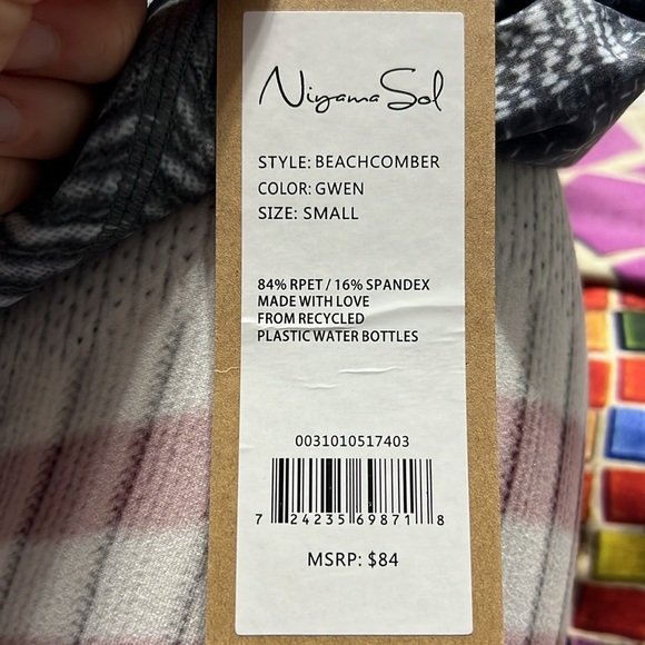 Niyama Sol beachcomber leggings, Gwen color, size small - Picture 3 of 3